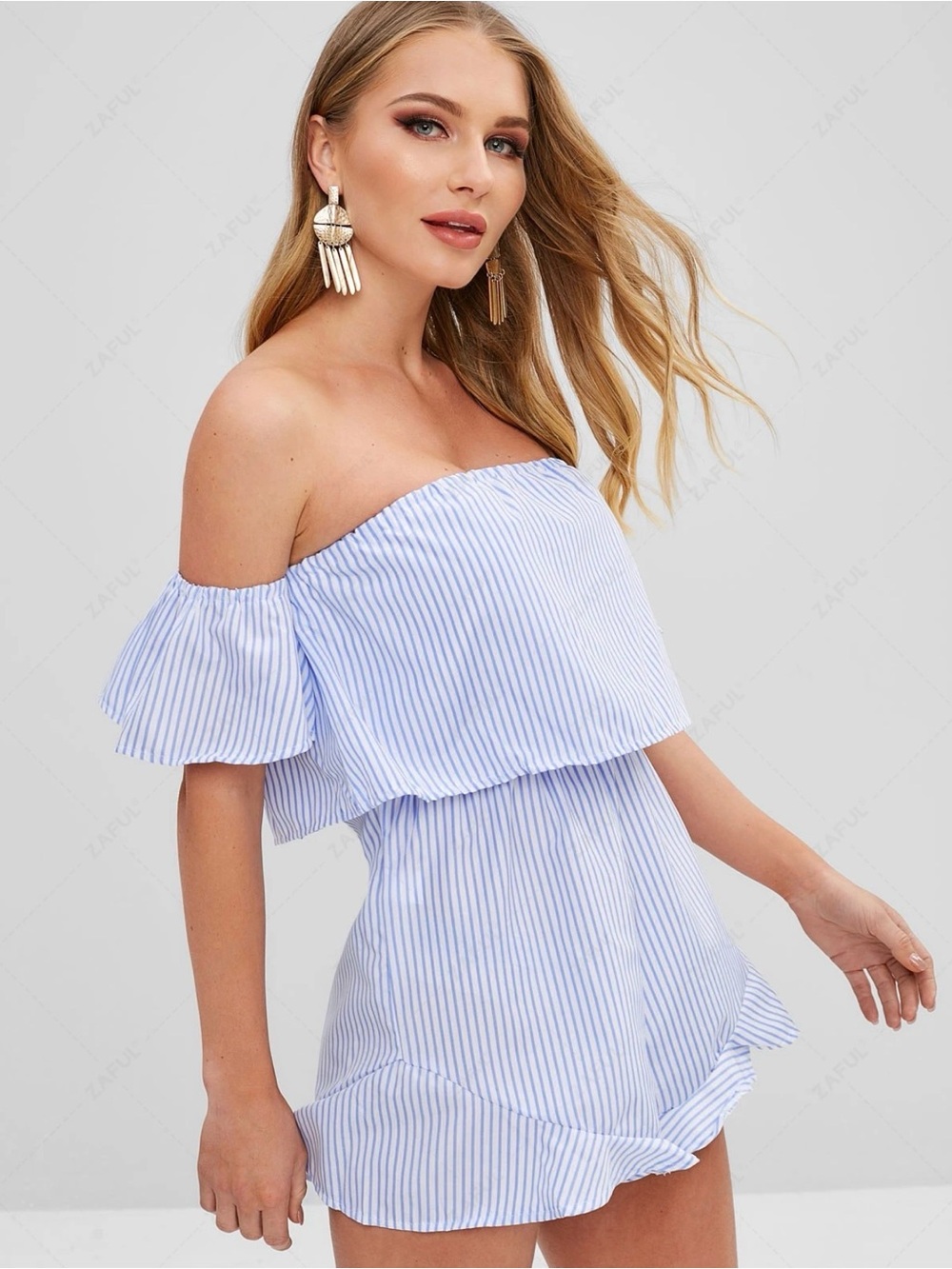 Zaful Striped Off-Shoulder Romper in Light Blue & White Size XL